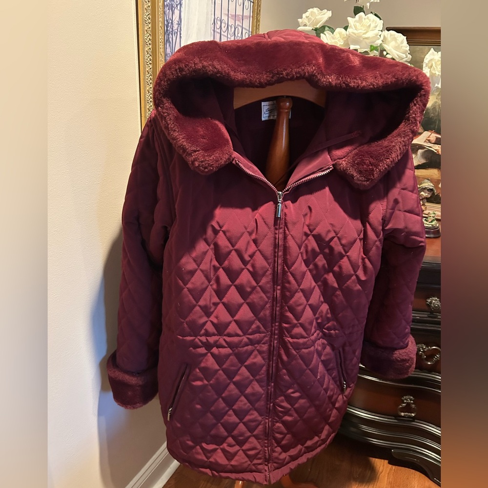 Giorgio Morandi Maroon Hooded Winter Jacket Women's May Fit Sz XL.Tailored.